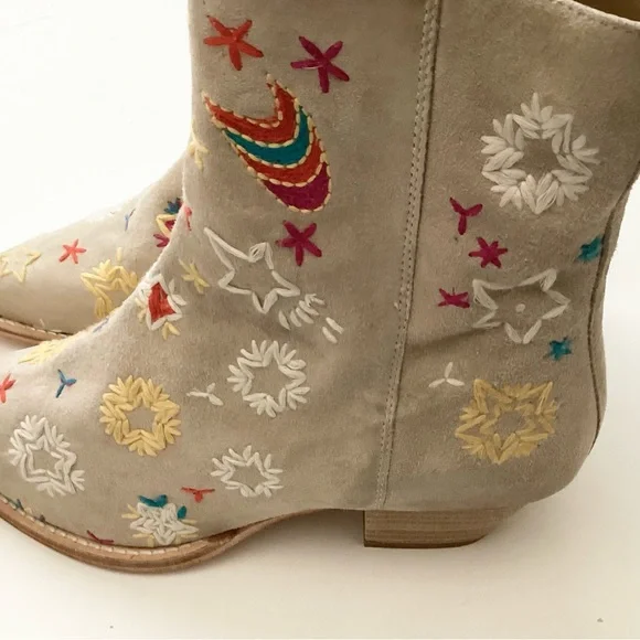 NEW Free People Bowers Embroidered Leather Western Booties - Stone - 38 - Picture 4 of 9